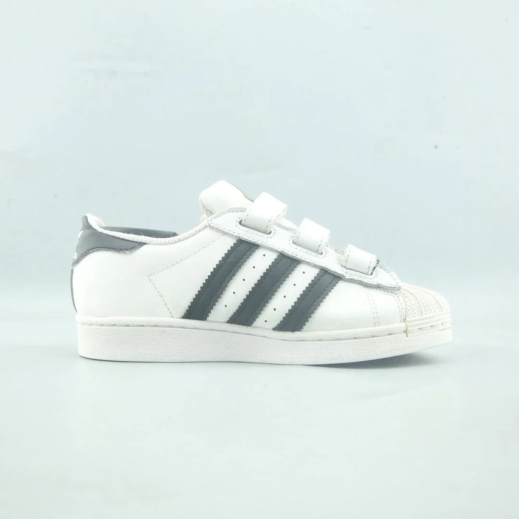SUPERSTAR