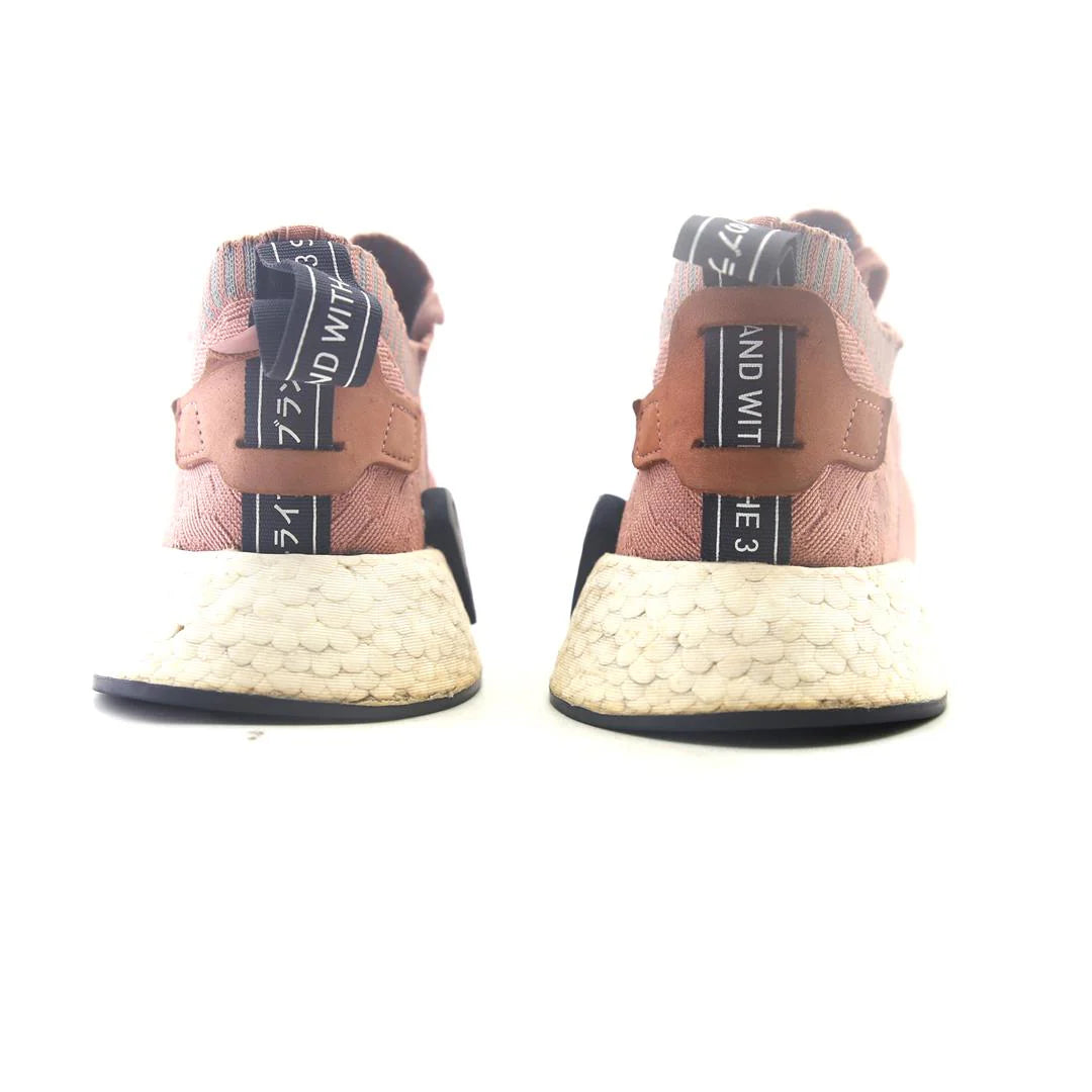 NMD R2