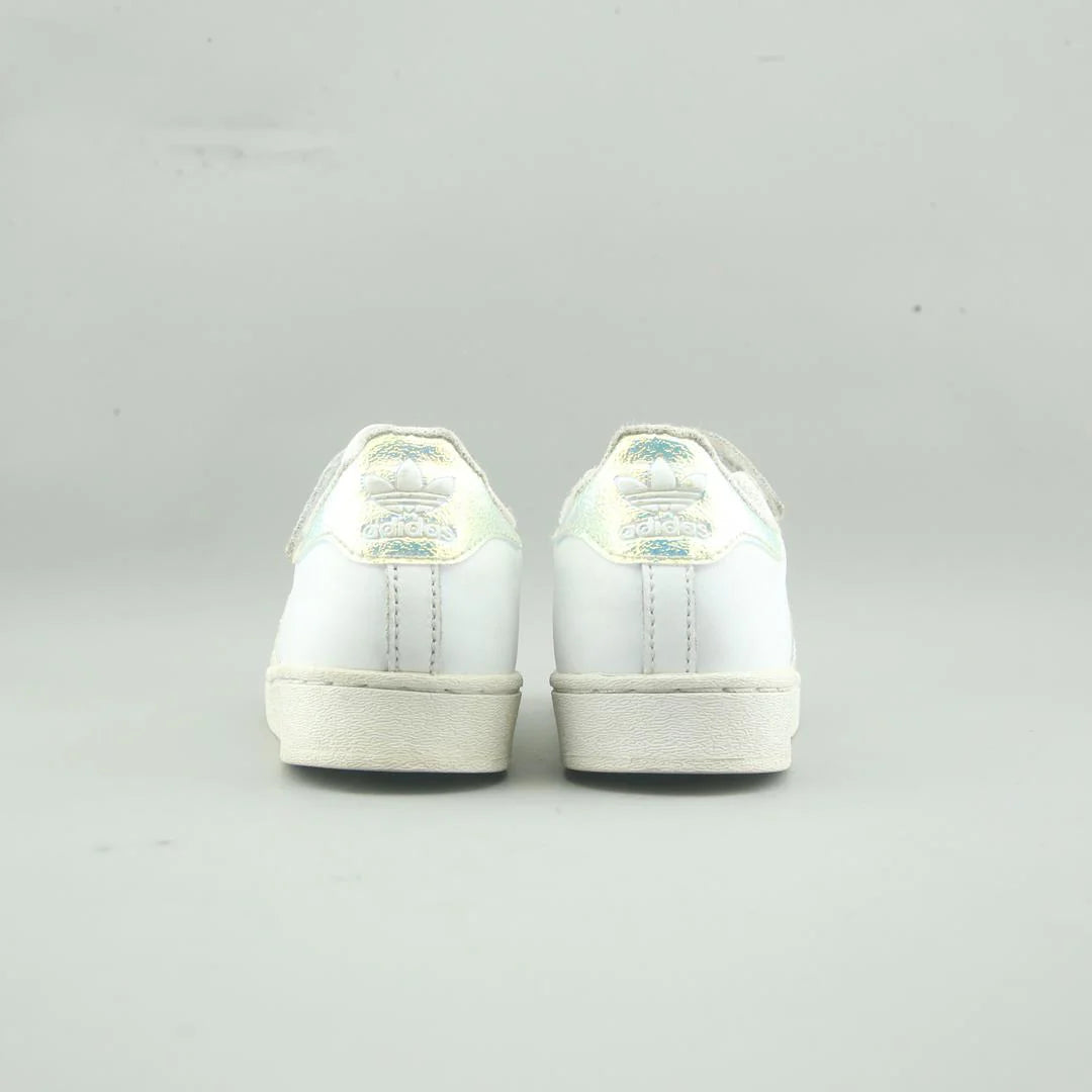 SUPERSTAR