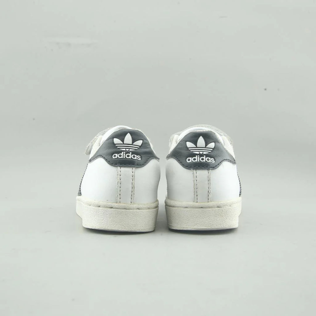 SUPERSTAR