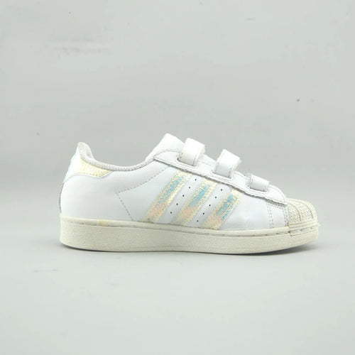 SUPERSTAR