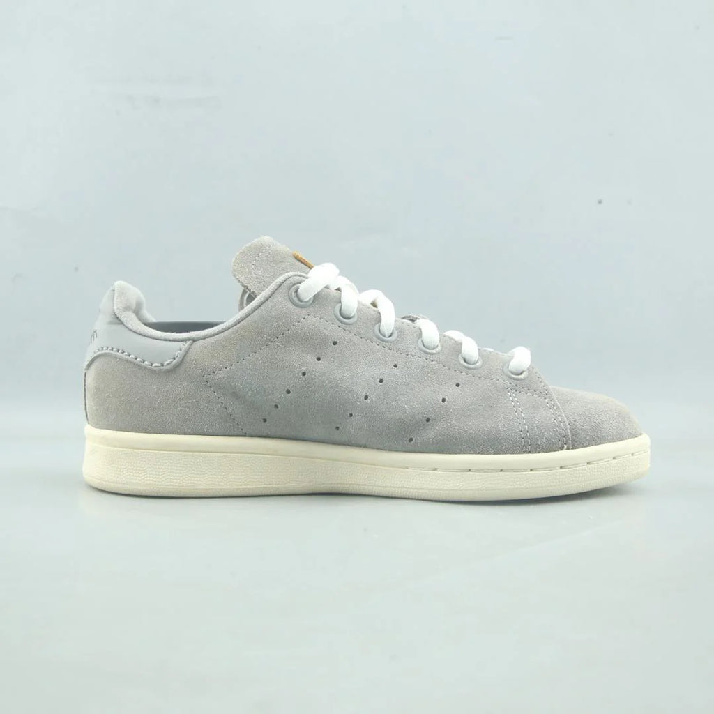 STAN SMITH