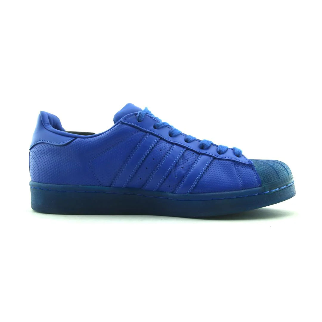 SUPERSTAR