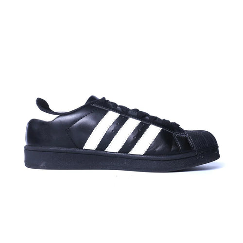 SUPERSTAR