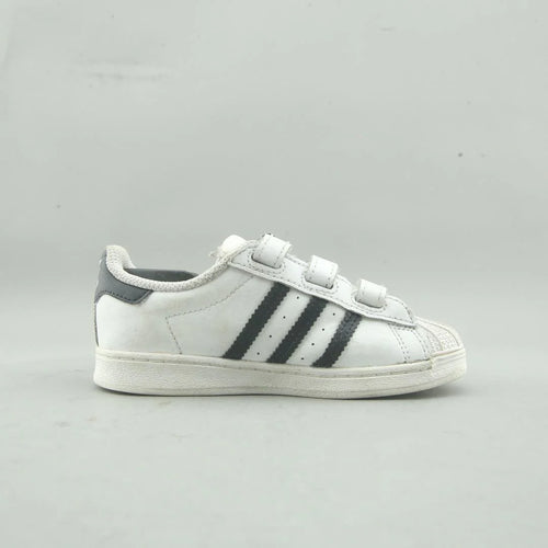 SUPERSTAR