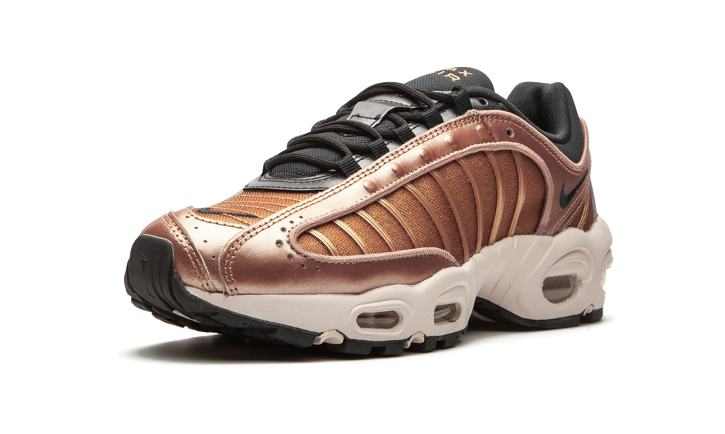 AIR MAX TAILIND 4 WMNS"Metallic Red Bronze" CT1184 900